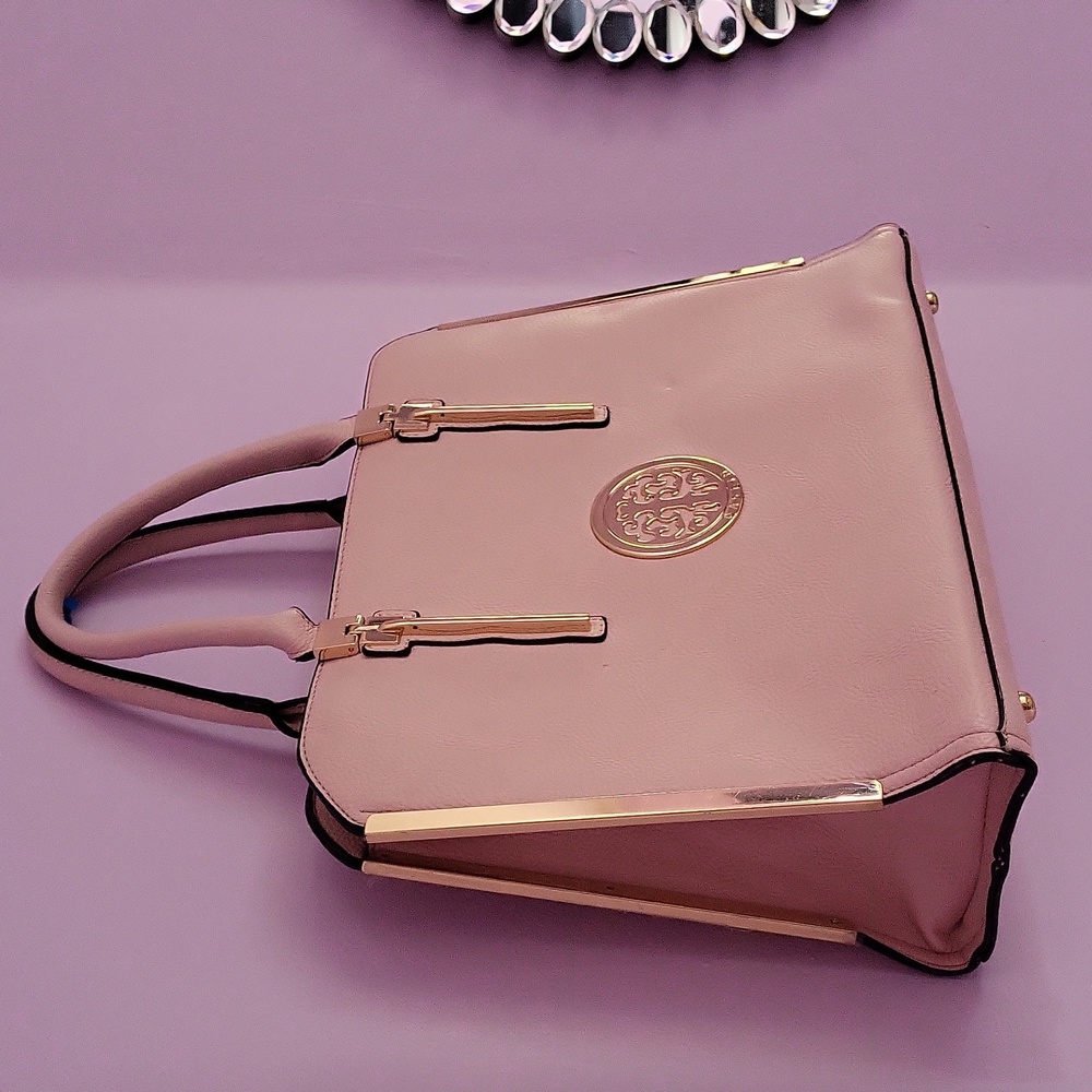 Pink purse - Picture 2 of 7